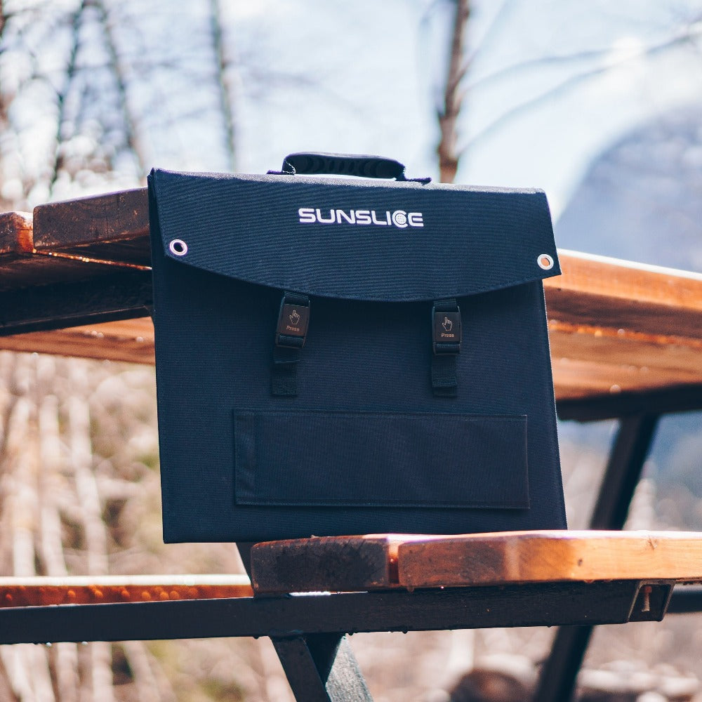 Fusion 100 Watts - Briefcase Portable Solar Panel - Sunslice
