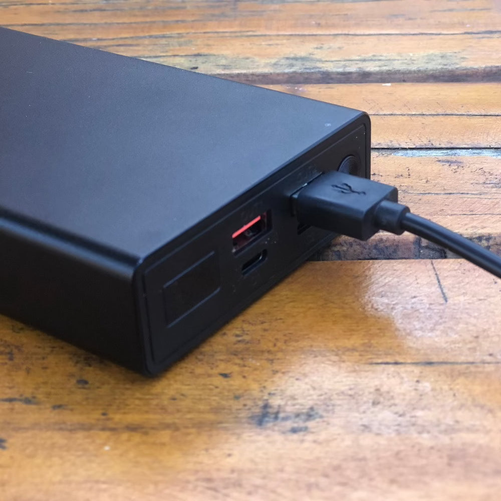 Gravity 27 000 mAh Power Bank for Laptop