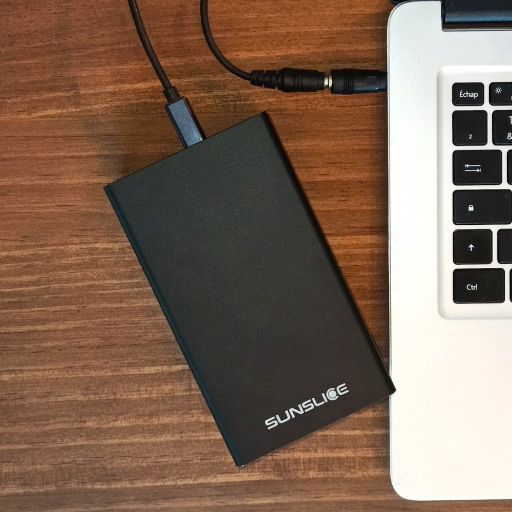 Sunslice  Batterie Externe pour Ordinateur Portable ET Téléphone. Power  Bank 26800mAh USB-C 100W. Fonctionne avec Tout Type de PC Chargeable par  USB-C. Chargeur pour Ordinateur 65W Inclus : : High-tech